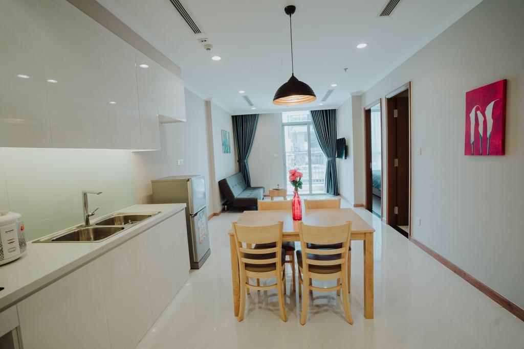 The Berry Vinhomes Luxury Apartments Хошимин Екстериор снимка