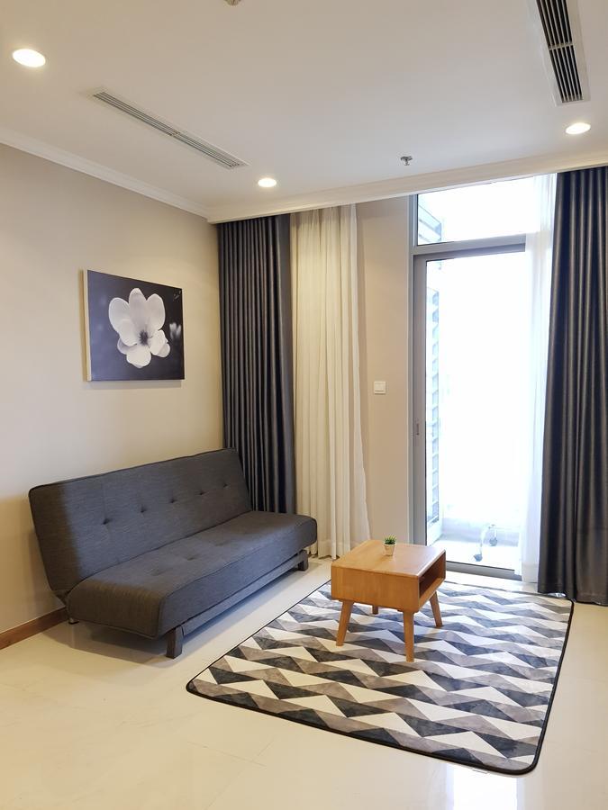 The Berry Vinhomes Luxury Apartments Хошимин Екстериор снимка