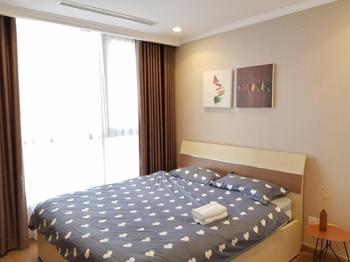 The Berry Vinhomes Luxury Apartments Хошимин Екстериор снимка