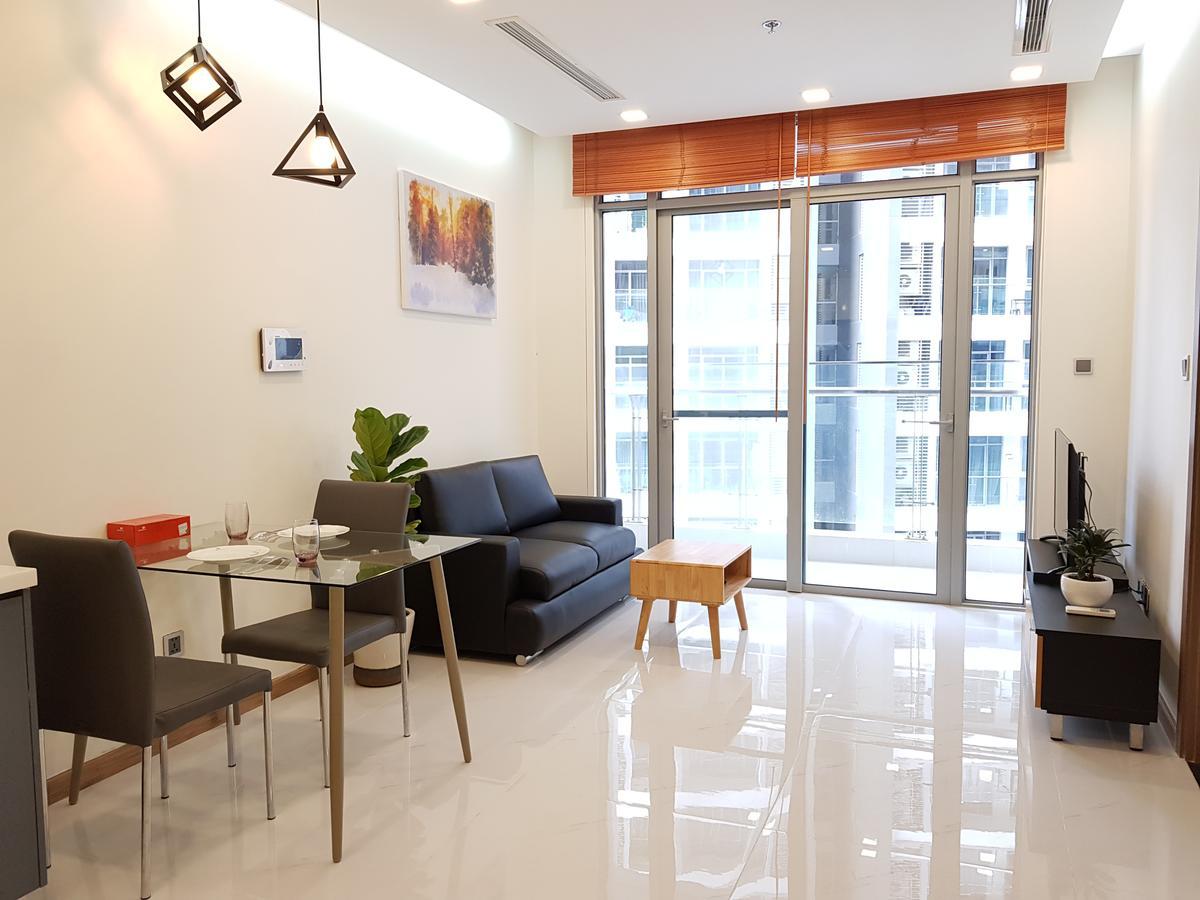 The Berry Vinhomes Luxury Apartments Хошимин Екстериор снимка