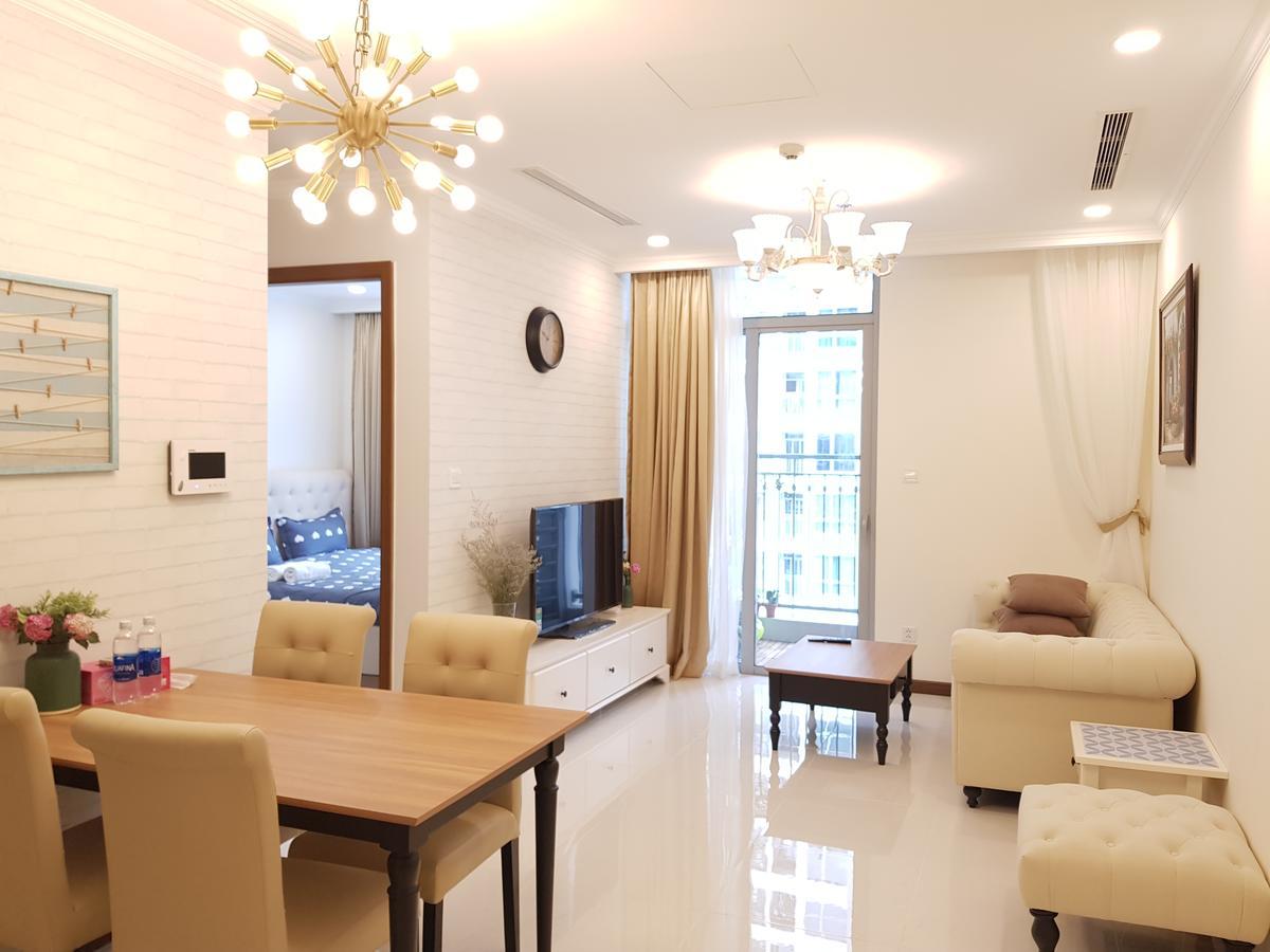 The Berry Vinhomes Luxury Apartments Хошимин Екстериор снимка