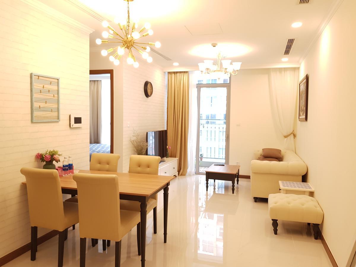 The Berry Vinhomes Luxury Apartments Хошимин Екстериор снимка